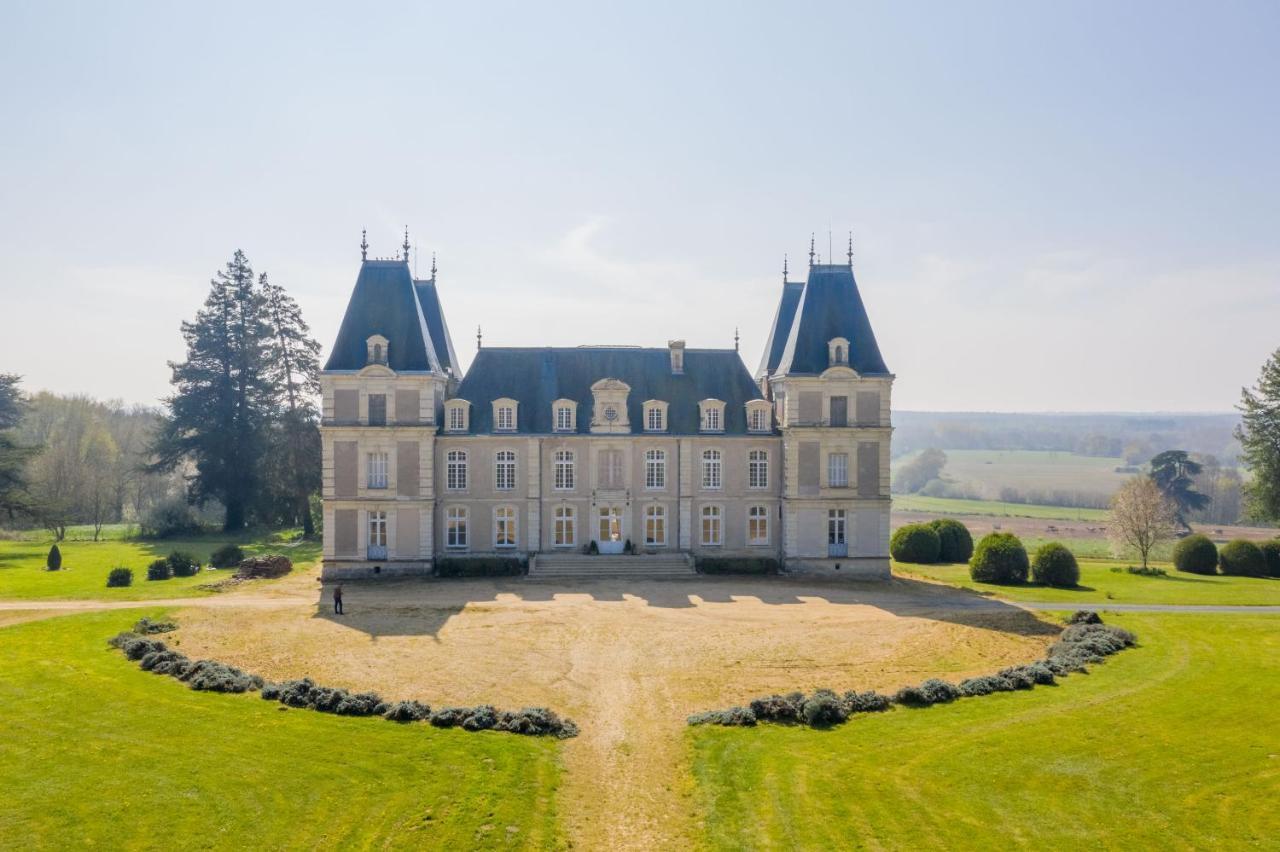 Chateau La Bainerie Tierce Exterior photo